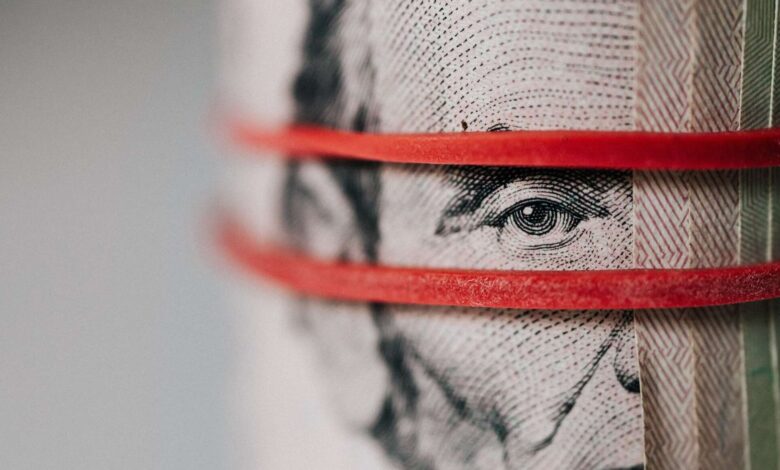 Photo of Financial Times: Investitorii accelerează lichidarea dolarului