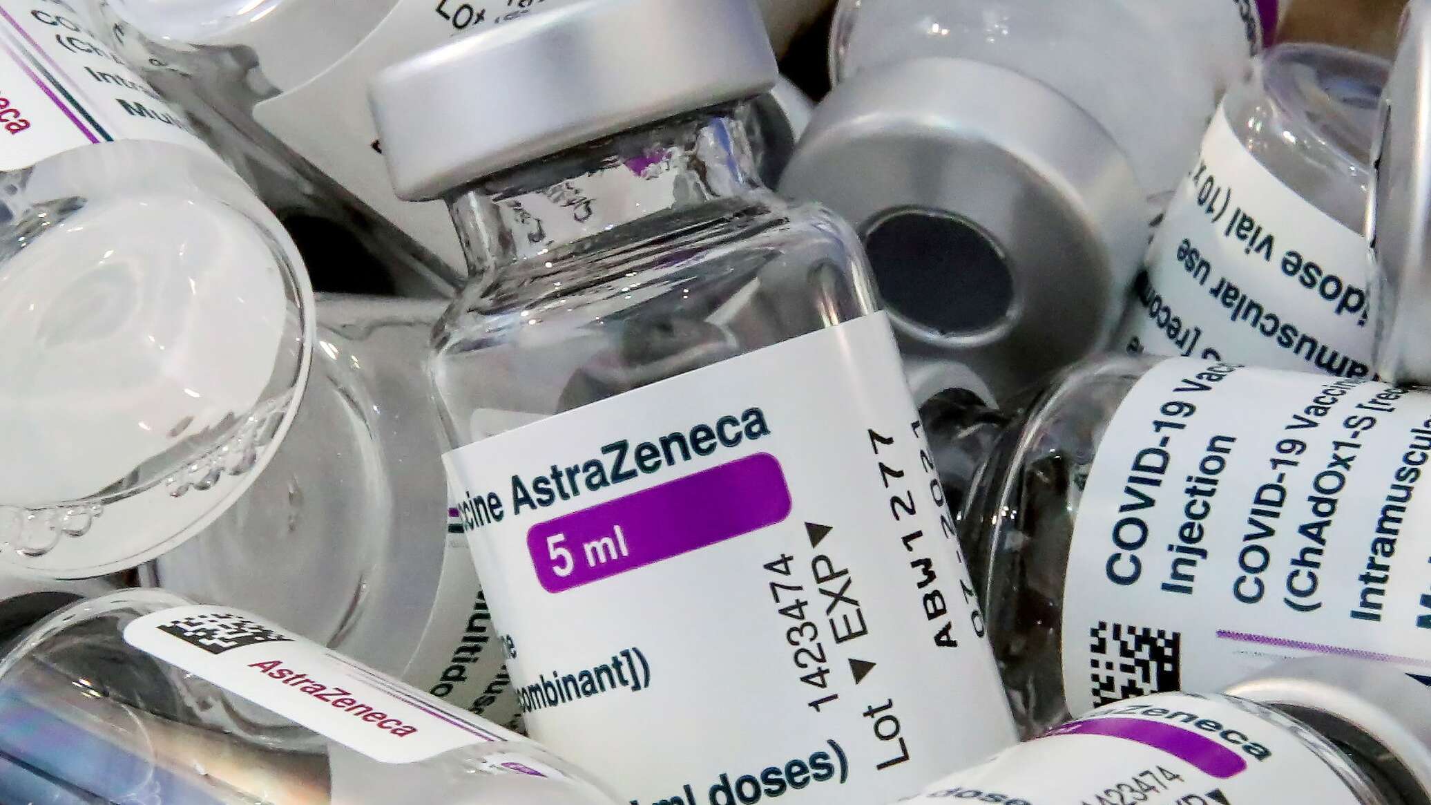 Spania nu va mai achiziționa vaccinul AstraZeneca 