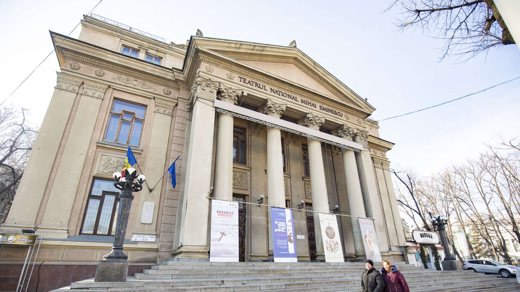 Семь деятелей культуры Молдовы будут получать пожизненные выплаты 