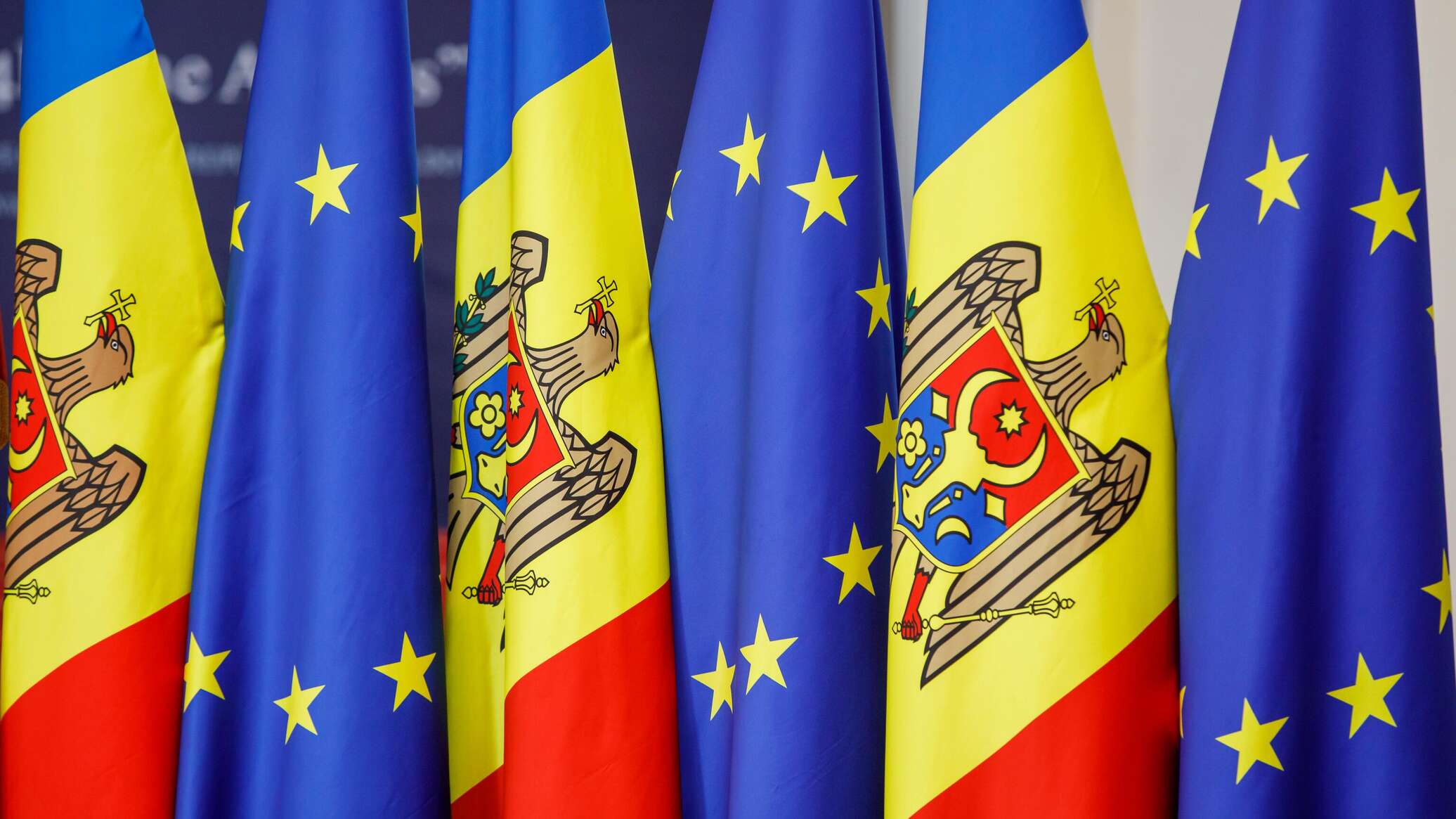 România va plăti noi sinecuri de dragul…Republicii Moldova 