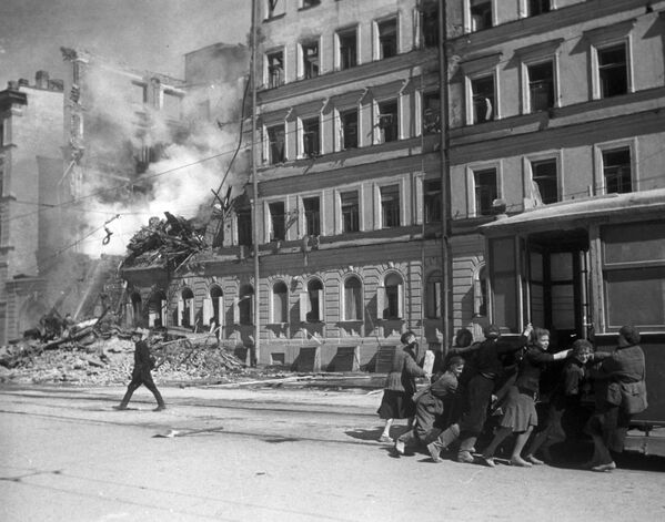 Самая кровопролитная в истории: 80 лет назад была полностью снята блокада Ленинграда - 27.01.2024, Sputnik Молдова