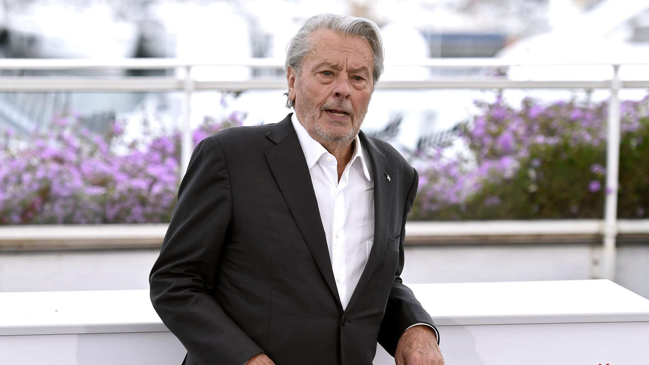 Photo of Ушел из жизни французский актер Ален Делон