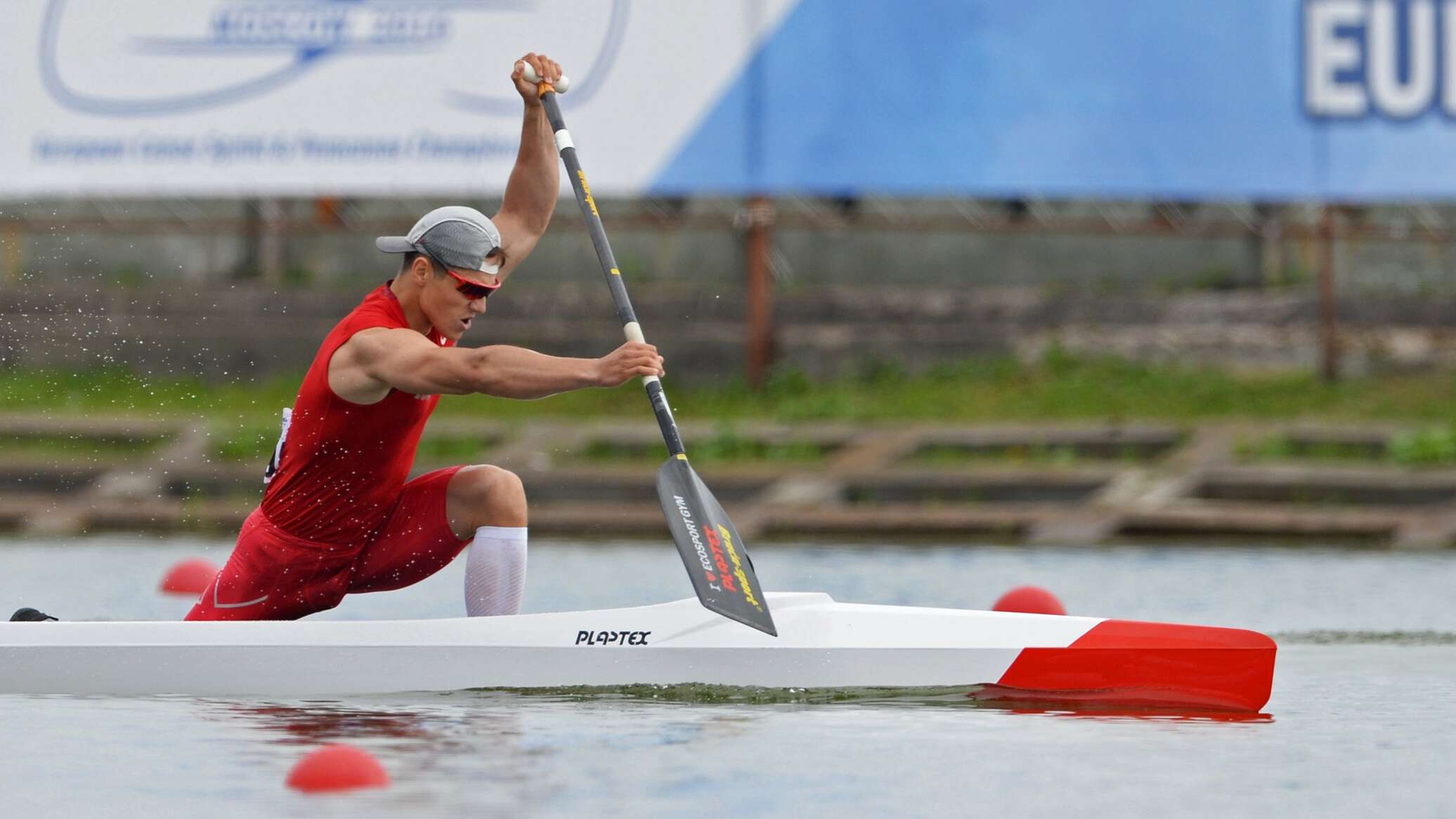Photo of Молдавский каноист Сергей Тарновский стал чемпионом мира на дистанции 500 метров