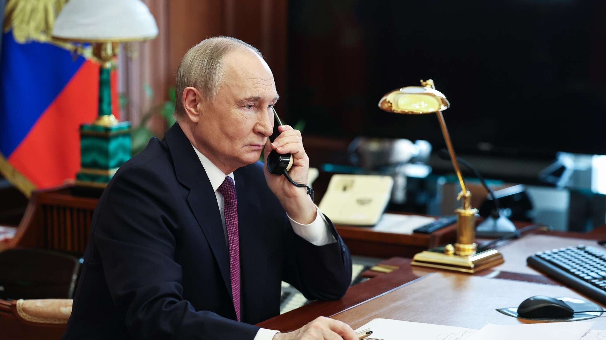 Photo of Состоялся телефонный разговор президентов России и ОАЭ