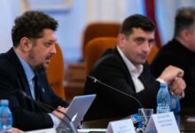 Photo of Lider AUR iese dur împotriva legii minorităților naționale din Ucraina